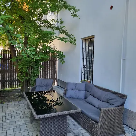 Apartament Cerny Tulipan - 1 *